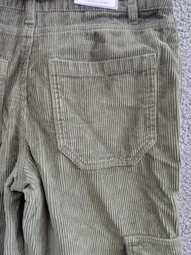 Tinseltown Corduroy Low-Rise Cargo Jeans Junior 5 Dusty Olive Button Zip Closure - Picture 15 of 16