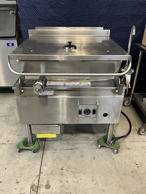 Cleveland Range SEL30TR_208/60/1 30 Gallon DuraPan Tilting Skillet