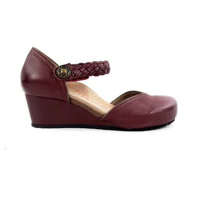bionica darva wedge mary jane