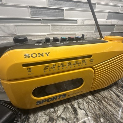sony sound club サウンドクラブ　CFM-101 Sony Sports Cfm-101 Water Resistant Am/fm Radio Cassette Player