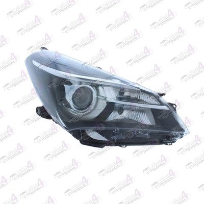 TOYOTA YARIS 2014 - 2017 HEADLAMP RIGHT DRIVER SIDE 811300DA60