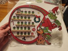 Dr. Seuss Grinch Time To Steal Christmas Wood Holiday Countdown Wall Sign Decor