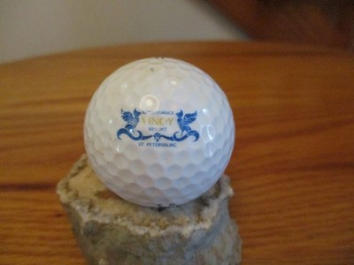 VINOY RENAISSANCE RESORT ST PETERSBURG Logo Golf Ball - Titleist DT Wound 90