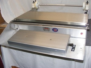 NATIONAL BAND SAW HEAT SEAL WRAPPING SEALER 625A*725W*WORKING*SEE DISCRIP & PICS