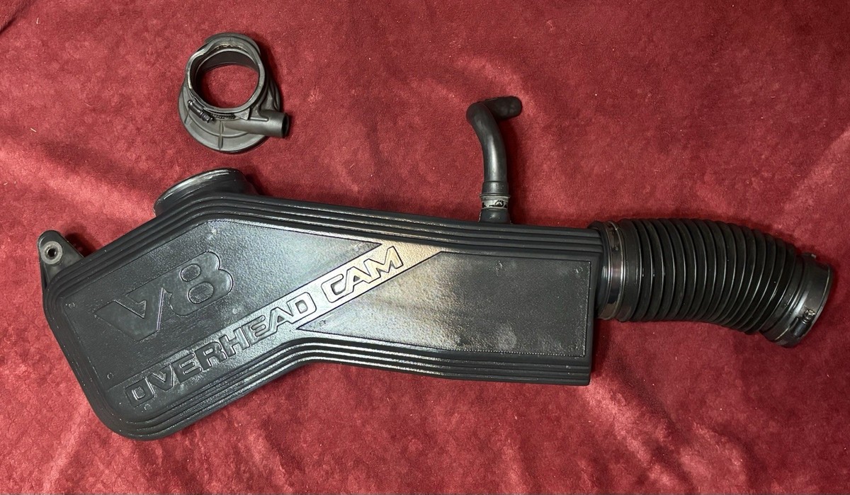 91-94 Grand Marquis Crown Victoria Lincoln Town Car Air Intake Duct Tube View 5