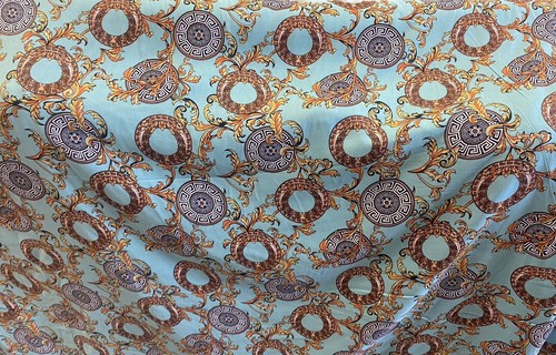 3 Metre Floral Printed 100% Viscose Fabric 56 WidePremium Quality Dress/Skirt - Picture 2 of 6