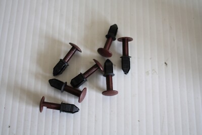 Pkg of 7 - MOPAR F155EE8 LIFT GATE TRIM S BODY CLIP   1987-1988 DODGE CARAVAN