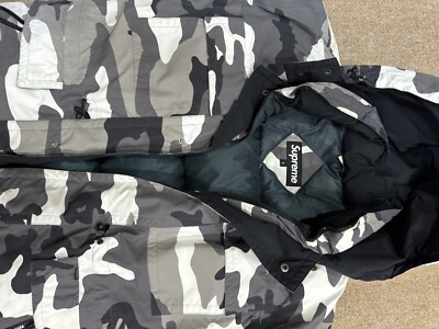 16aw SUPREME Downtown Down Parka S 美品 Supreme] 16FW Downtown Parka 700 FILL Snow Camouflage Size S Used