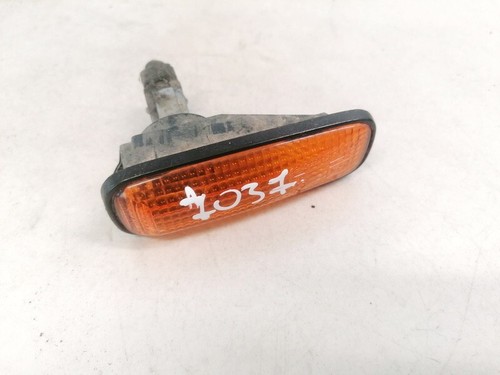 Honda CR-V 2000 Clear Side Repeaters Right 3890, Genuine #1472334-90