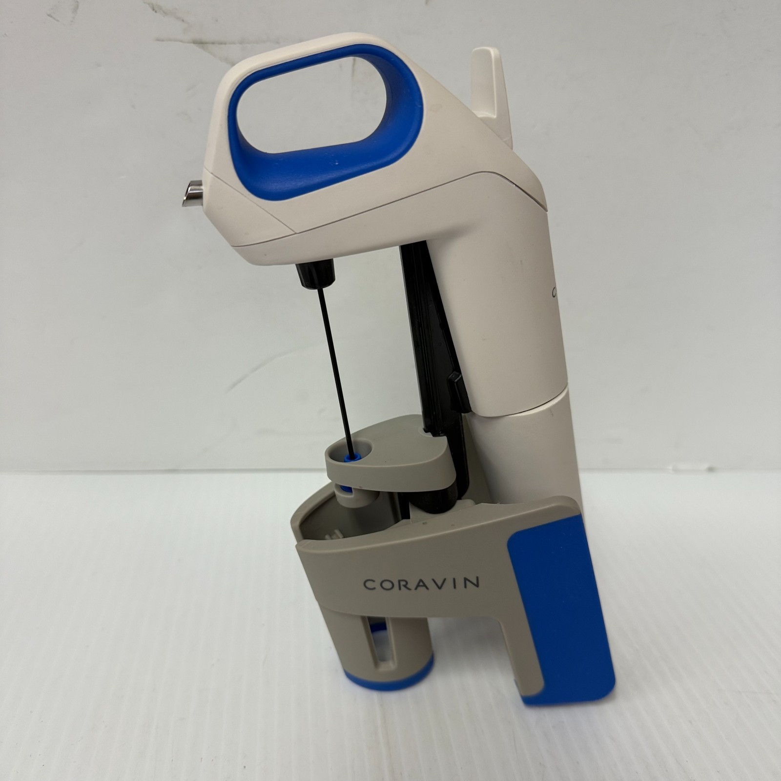 Coravin Model One Wine Preservation System With 2 Cartridges & Carrying Case New