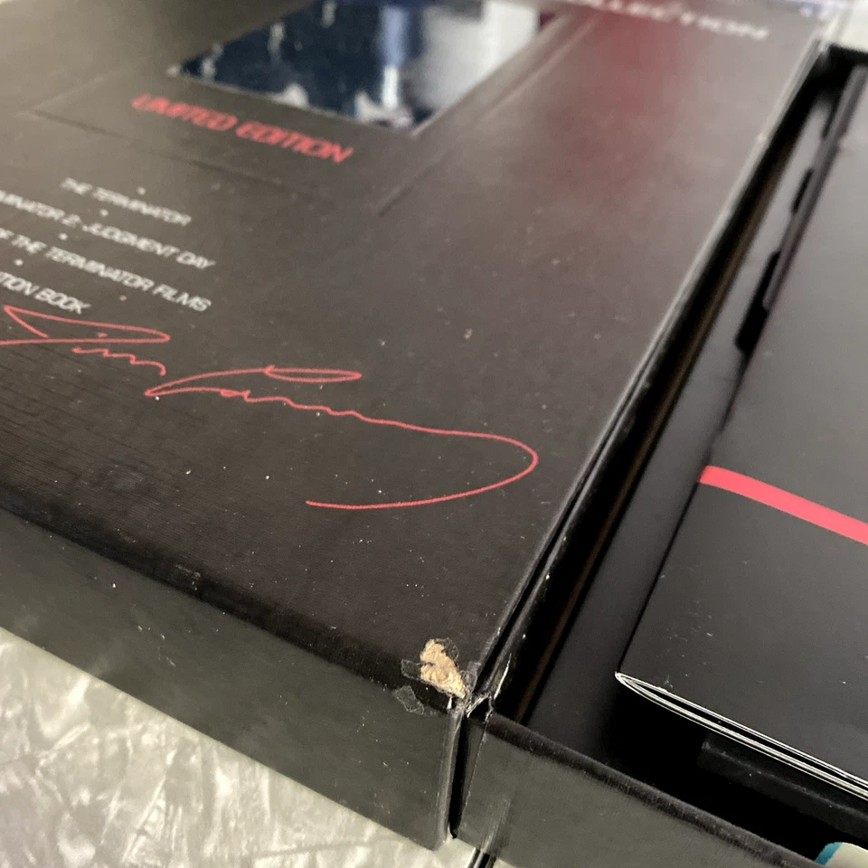 The Terminator Collection VHS Box Set with Book 1992 Limited Edition - Image 2 of 4