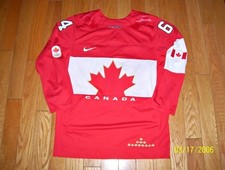 Team Canada Tim Hortons Olympic Hockey Jersey Size Medium