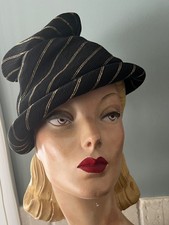 RARE Vintage Black and Gold Women's Hat, 1940s, spectacular 