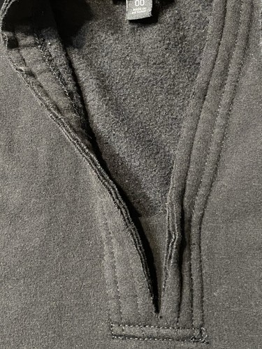 Sudadera Torrid Cuello en V Súper Suave Talla 00 (10) Mediana Recortada - Imagen 11 de 14