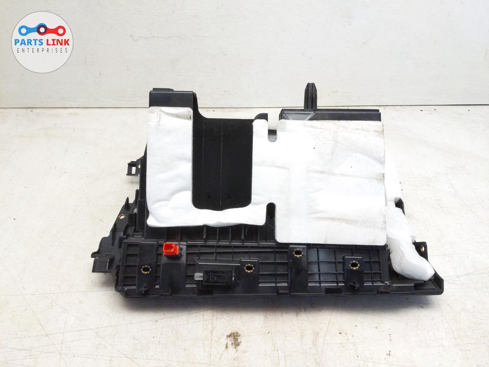 Bentley Bentayga 2016-2020 LEFT Glove box
