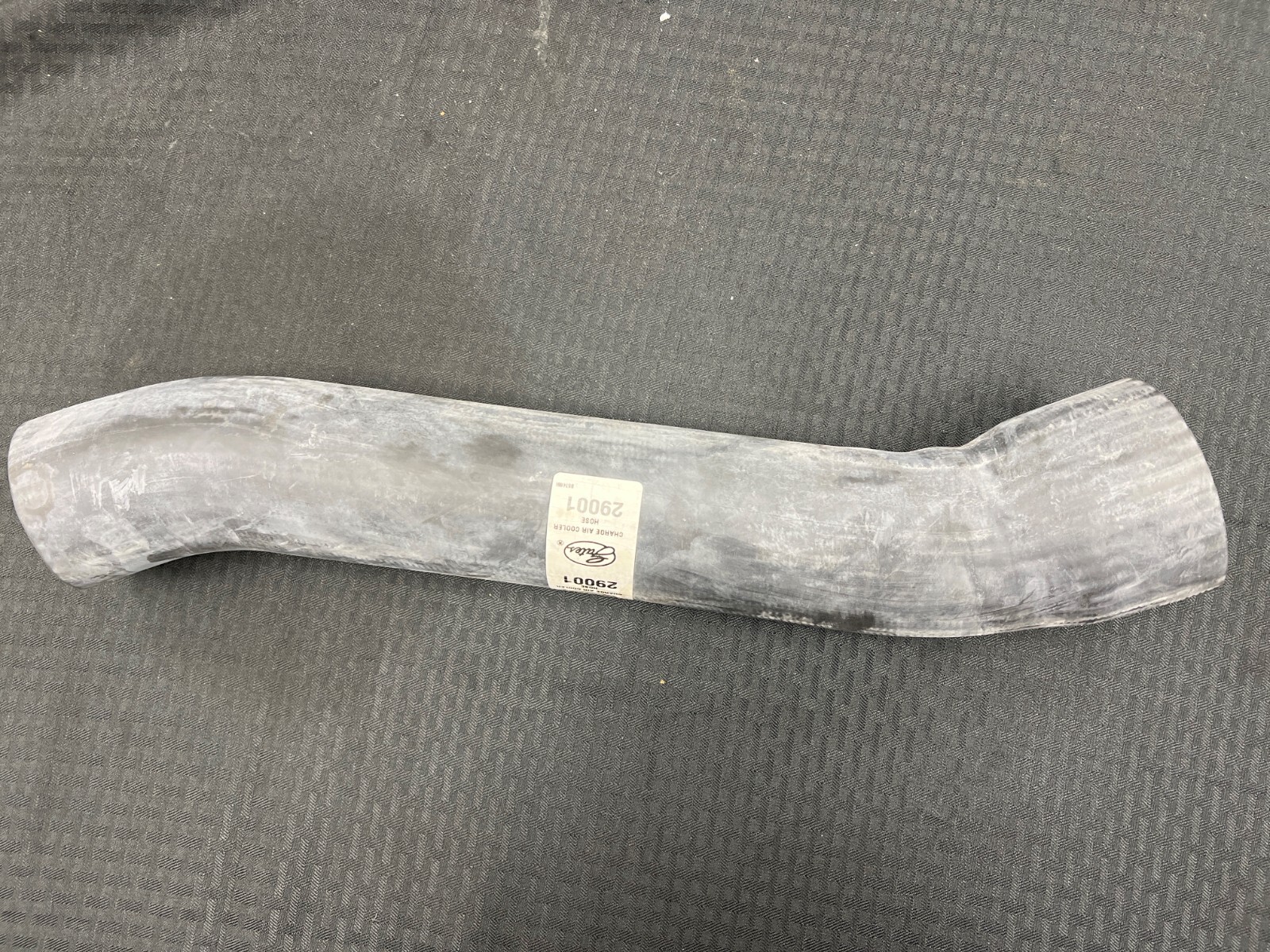 Intercooler HoseTurbocharger Hose(Molded HeavyDuty) Gates 29001 for