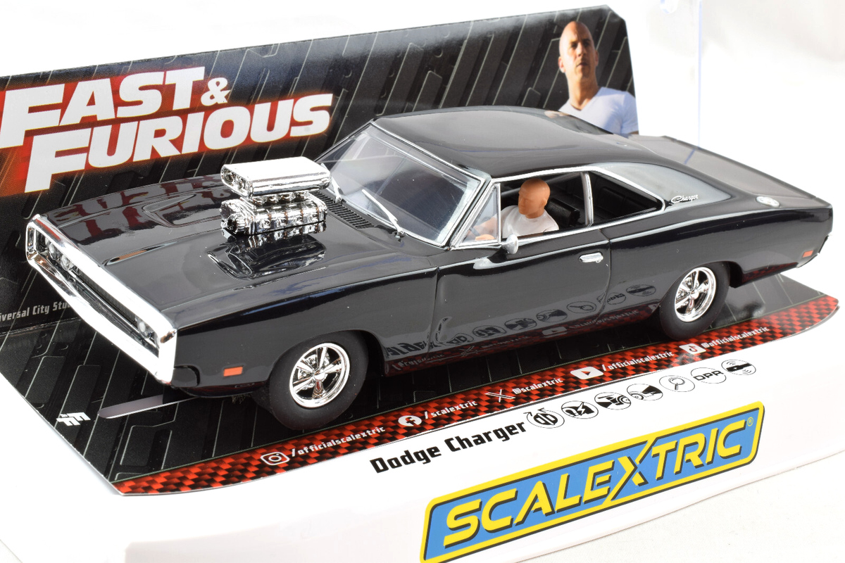 Scalextric Fast & Furious Dodge Charger DPR W/ Lights 1/32 Slot