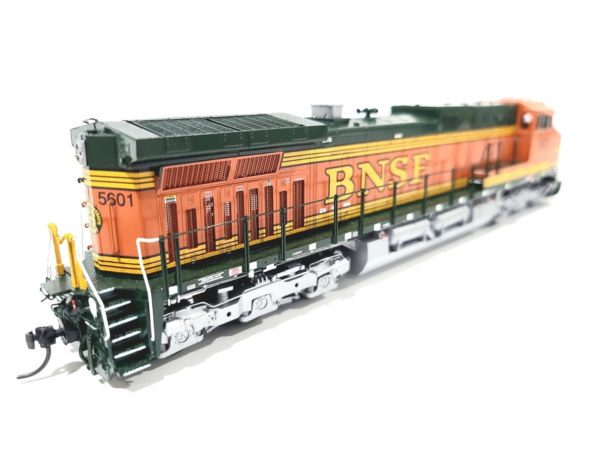 Overland OMI BNSF AC4400CW Burlington Northern Santa Fe Overland OMI BNSF AC4400CW Burlington Northern Santa Fe