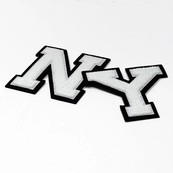 Parche universitario de 6-1/2" con puntada de chenilla para planchar por pc, blanco/negro, TR-11648 Foto 3 de 4