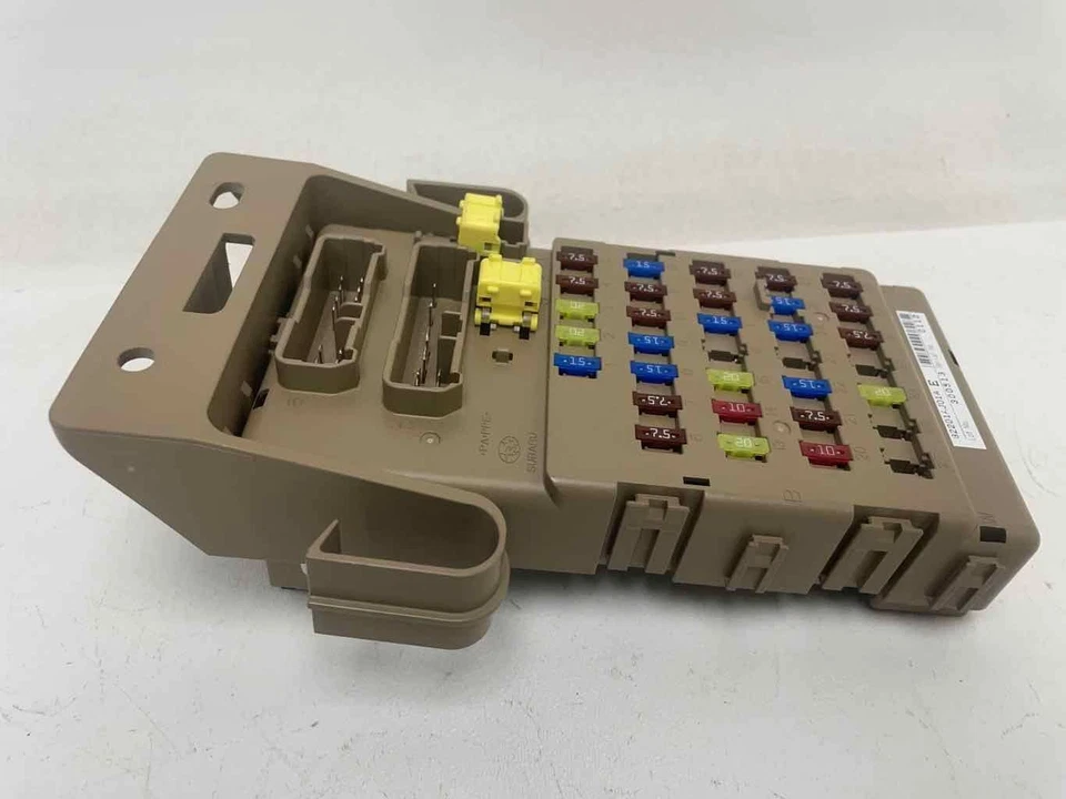Cabin Fuse Relay Junction Box 82201AJ01A FITS 2014 Subaru LEGACY SW 2.5L - Image 4 of 4