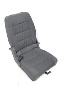 VW Touran Sitz hinten links (hintern Fahrersitz) Rücksitz Isofix