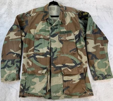 Vintage U.S. Army Woodland Camo BDU Jacket Field Coat Size Medium Regular