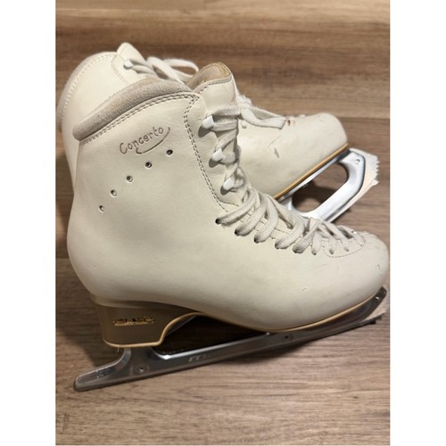 Edea Concerto 250 Figure Skates w Jackson Matrix Supreme Blades G2U