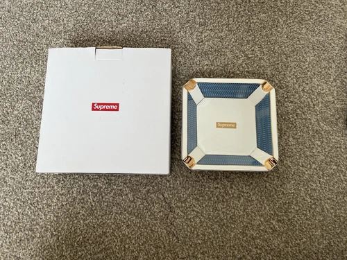 Supreme FW22 Cendrier Bleu Accessoire Boîte Logo