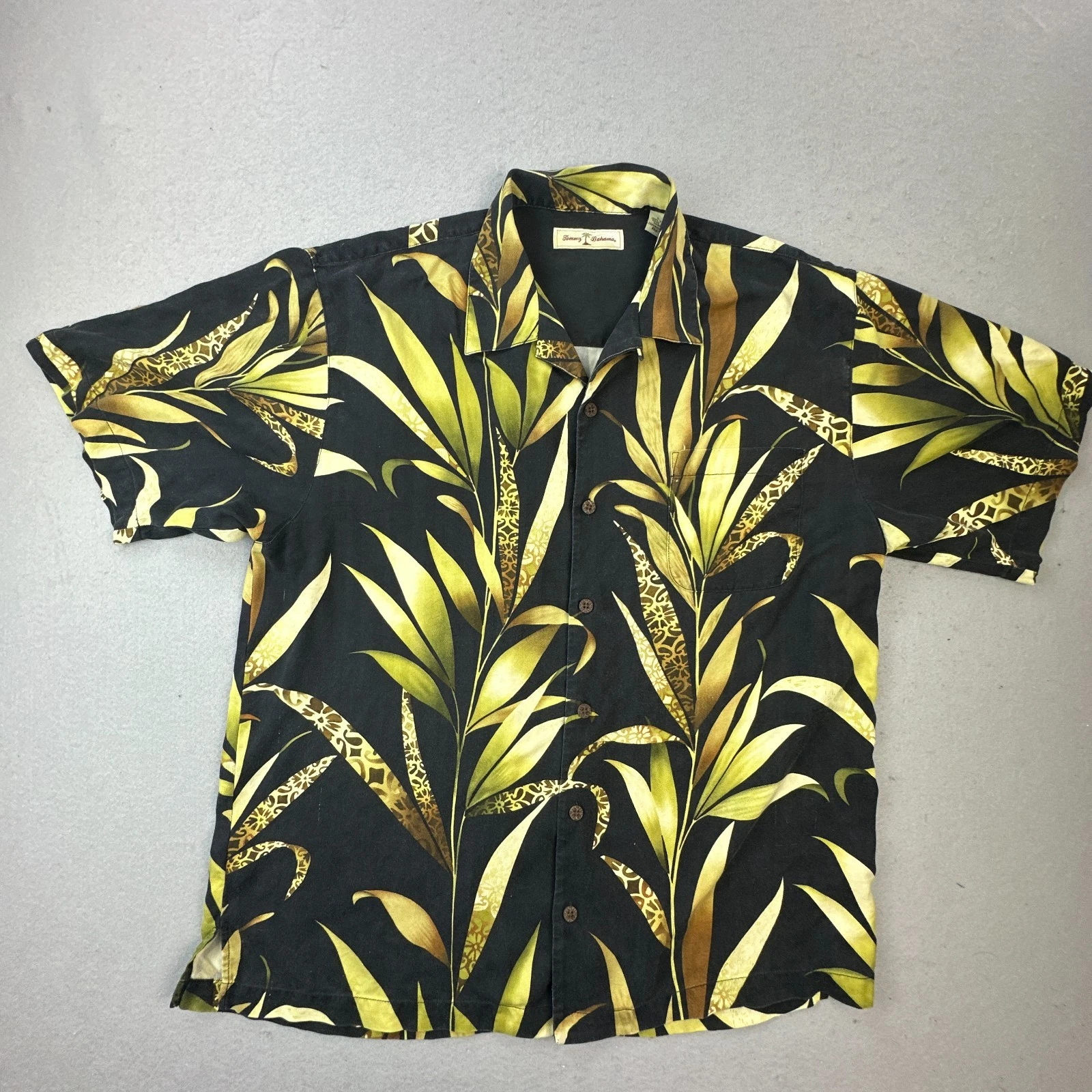 Tommy Bahama Shirt Mens Large Black Silk Palm Hawaiian Floral Tropical Beach