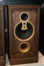 Swans F10 Home Theater Pair Gorgeous Carved Cab 15" Subs Dealer Cost Until Gone!