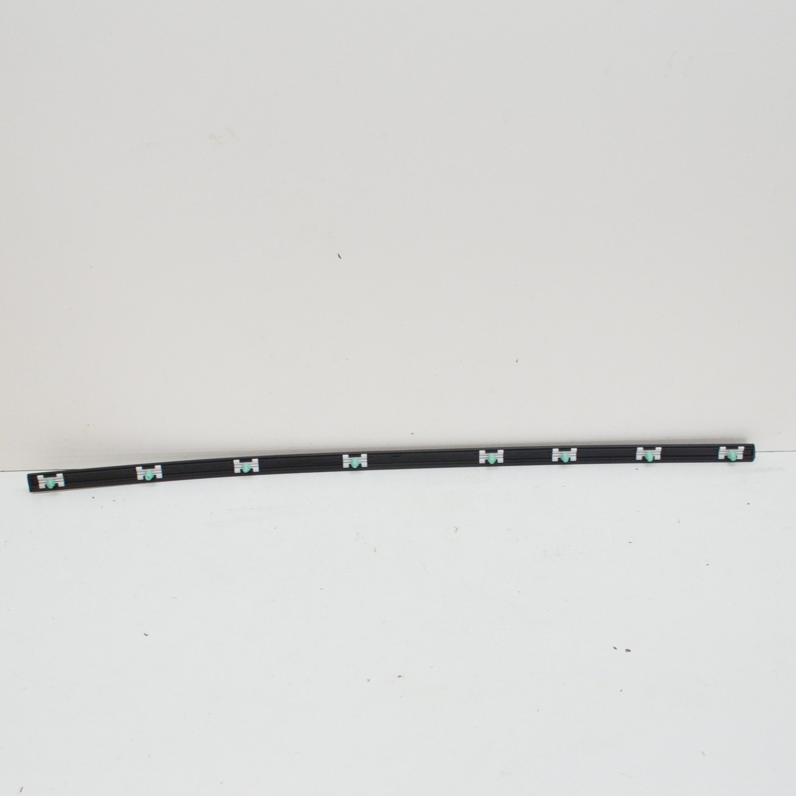 NEW BMW 3 E46 FRONT LEFT DOOR MOLDING 51138208449 8208449 ORIGINAL  