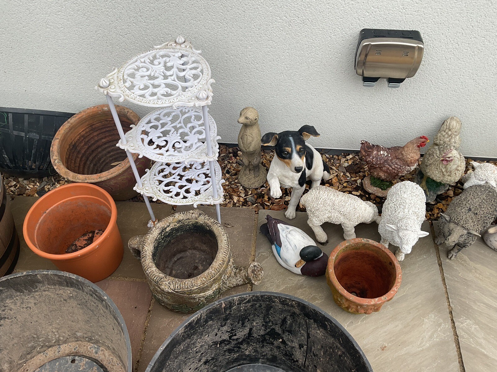 JOB LOT GARDEN POTS GARDEN ANIMALS CAST IRON PLANT STAND + MORE HOUSE