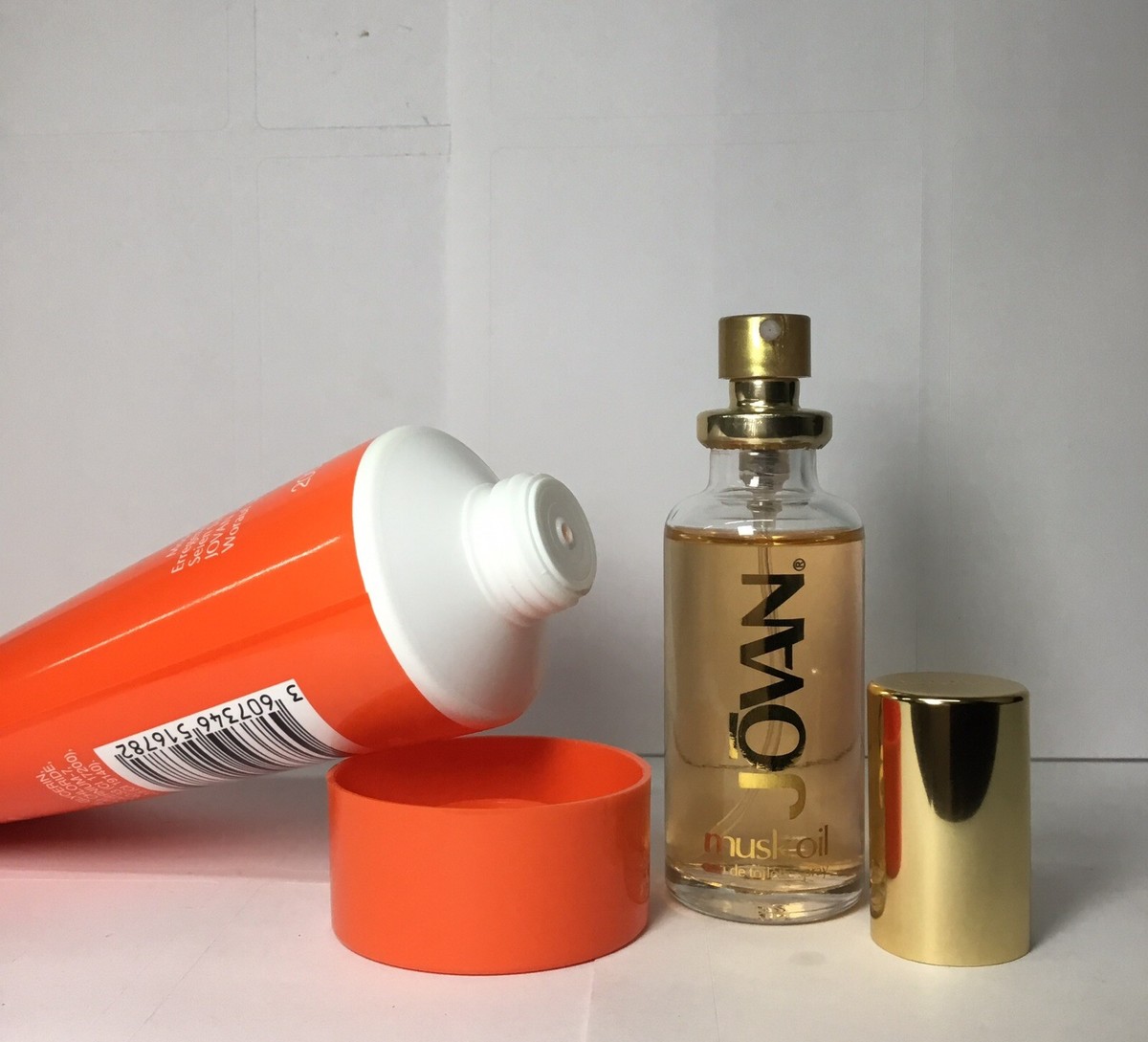 Jovan Musk Oil For Women Gift Set Spray .87oz - As Pictured