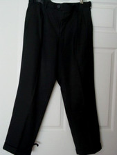 NWOT Men  s Dockers Classic Fit Pleated Cuffed Dress Pants 36 x 30 Black