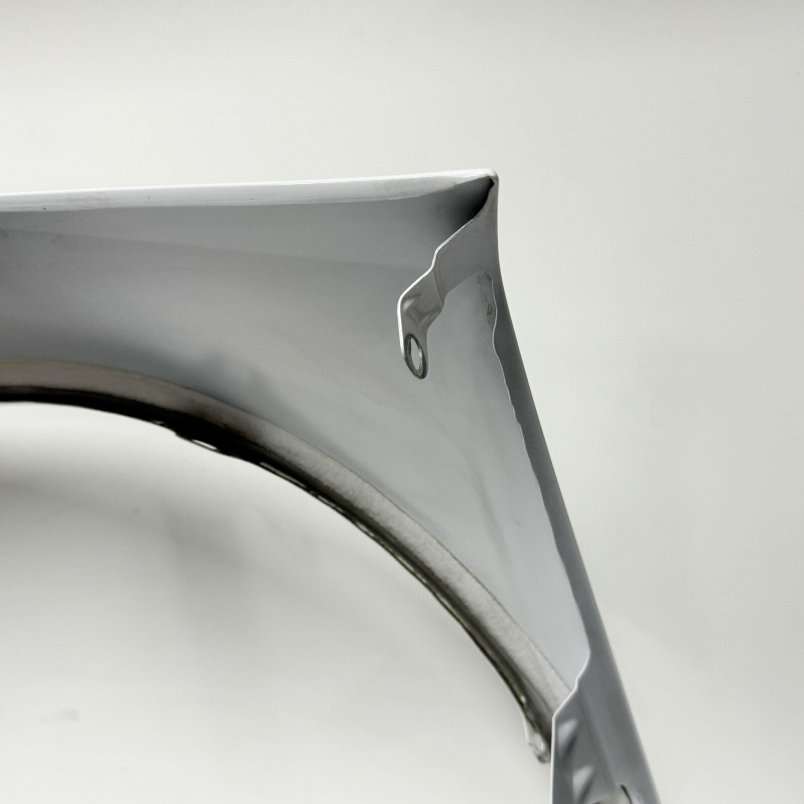 Lamborghini Huracan, RH, Right, Fender, Used, P/N 4T0821022D WHITE