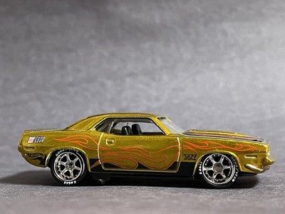 Hot Wheels New SUPER TREASURE HUNT '70 Plymouth AAR Cuda Random