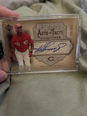 Upper Deck Artifacts Auto-Facts Ken Griffey Jr Auto AF-KG #799/800
