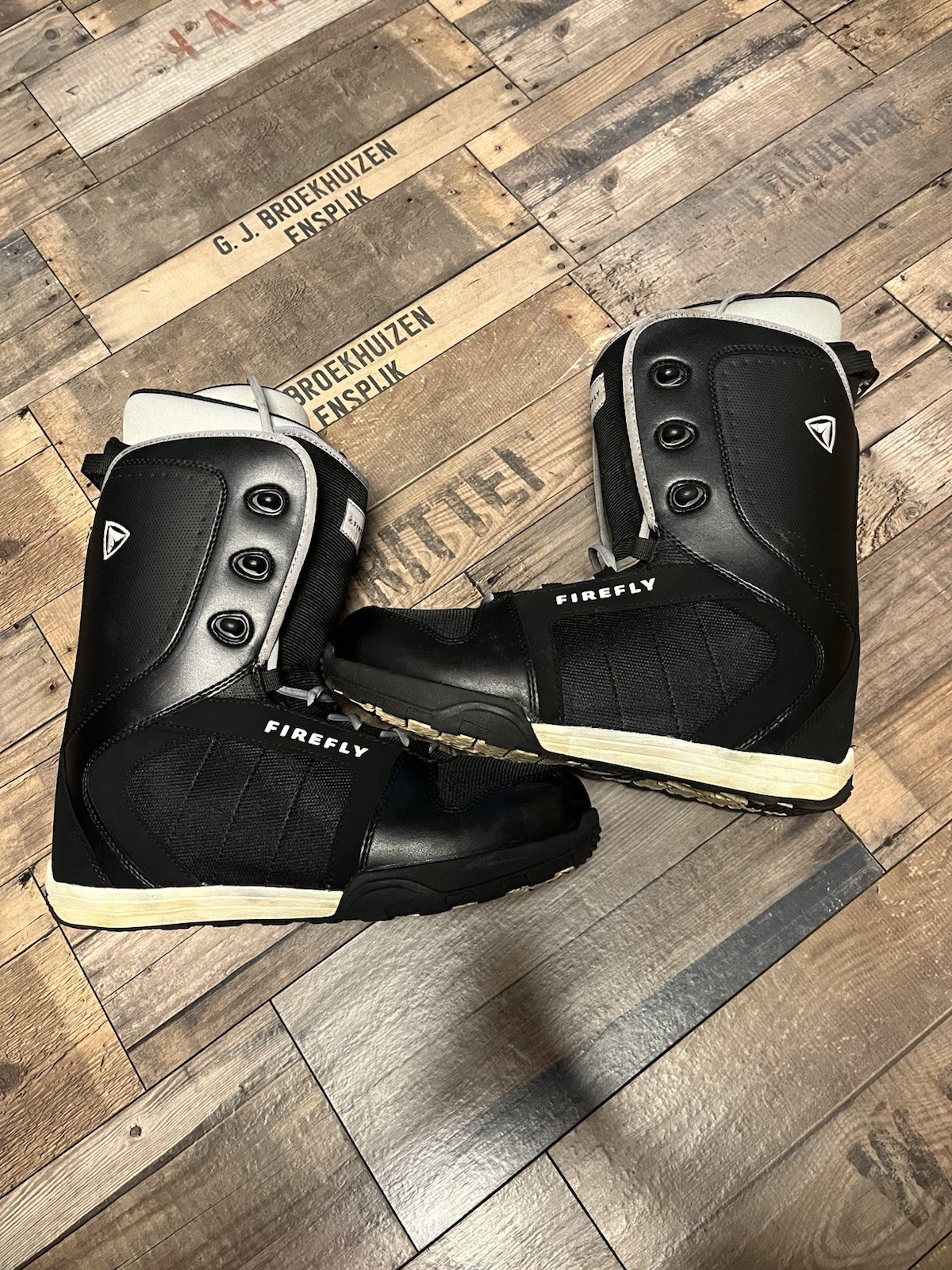 Snowboard Boots Schuhe Gr 42,5