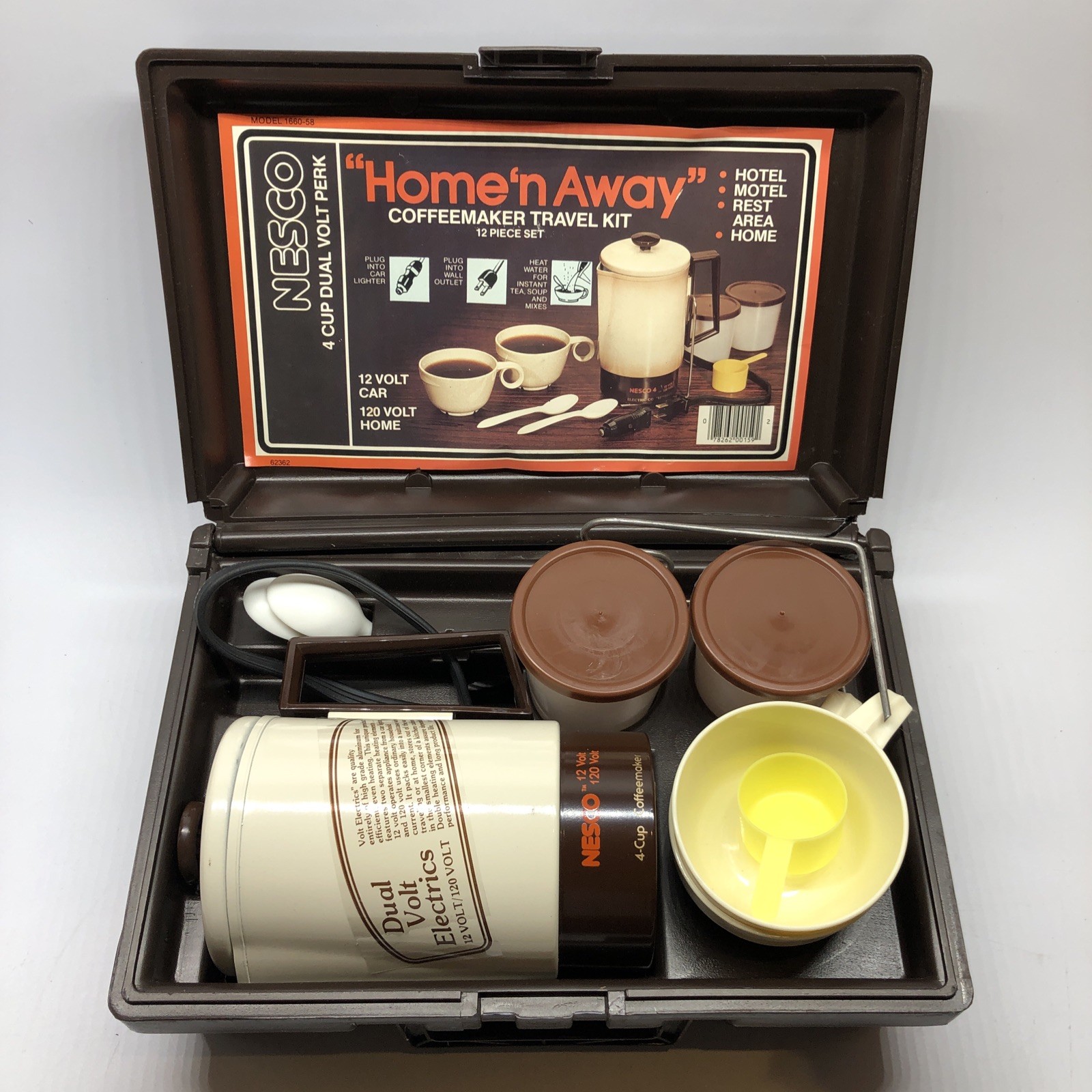 Travel Kit  4 Cups 16 Piece Cracked Case