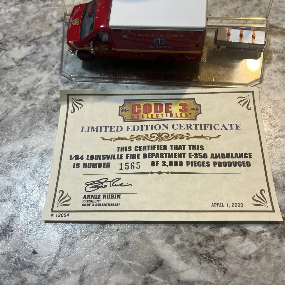 CODE 3 Ford Louisville Fire & Rescue Ambulance 1:64 Die Cast - Image 2 of 4
