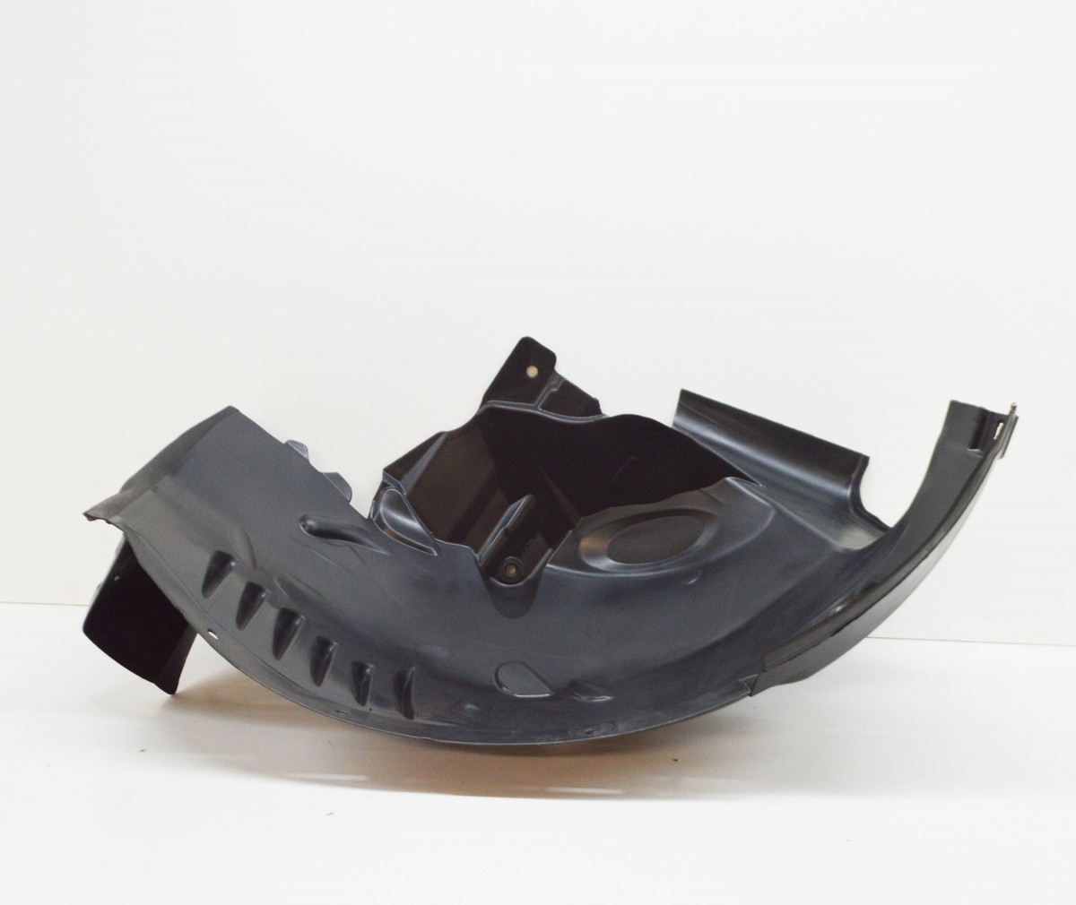 MB C W204 Front Right Fender Liner Splash Shield A2046905630 NEW  