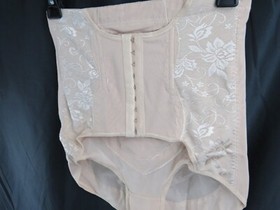 Lace Corset Size Large Beige
