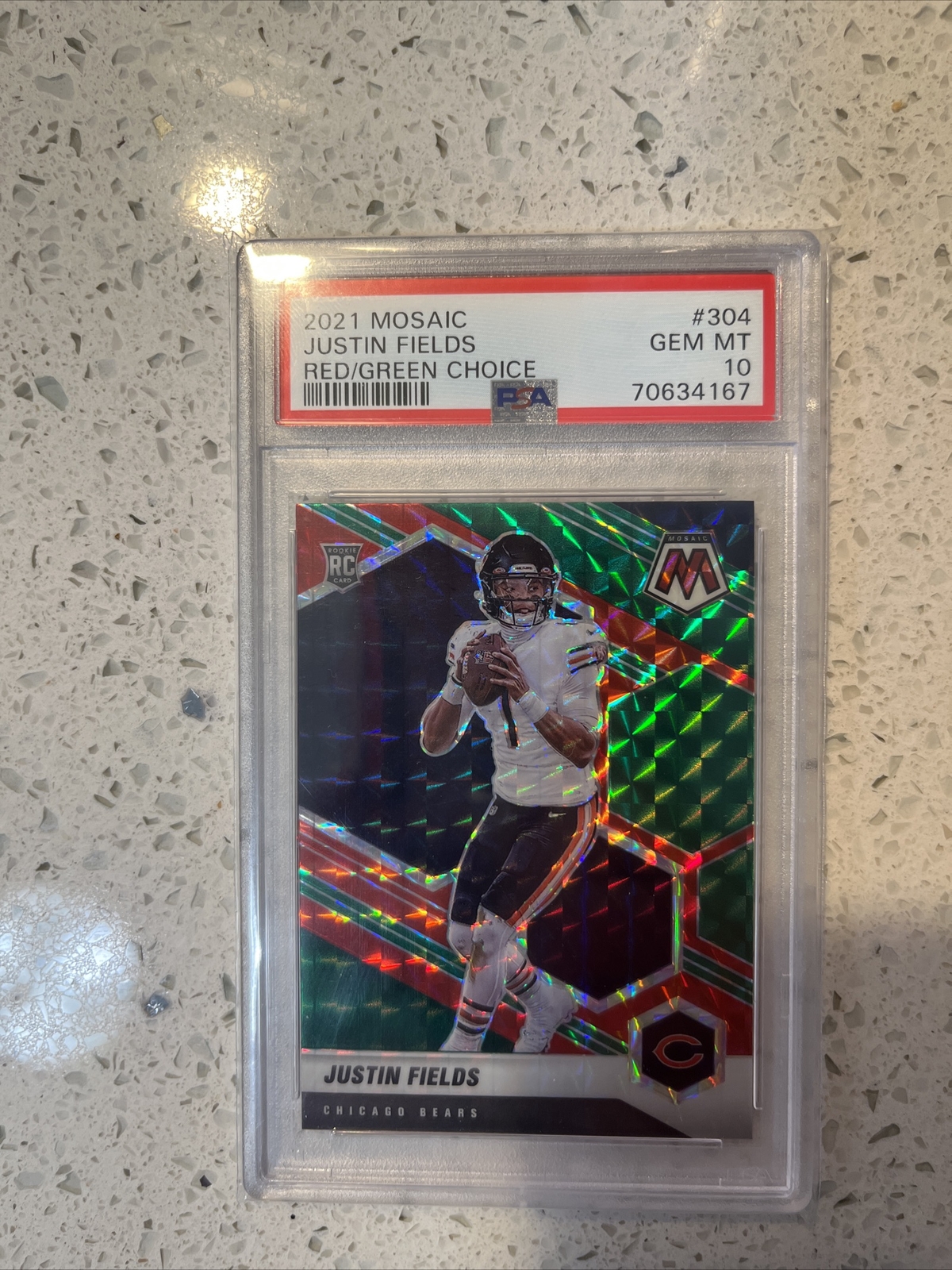 Justin Fields RC, Choice Red & Green Prizm #304-2021 Panini Mosaic PSA 10