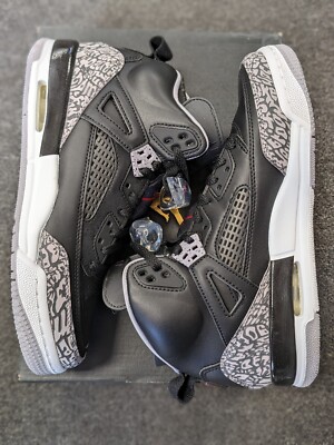 Men\'s Jordan Spizike BG Sneakers. NEW AIR JORDAN SPIZIKE BG SNEAKERS IN BLACK/VARSITY RED  main image 3