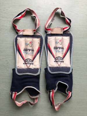 Vintage Men's UMBRO UEFA EURO96 ENGLAND Shin Pads Soccer Football Protective Fit