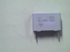 BC Components  222238361272 Qty of 125 per Lot Cap metal pp 2.7nf 2000v 5%