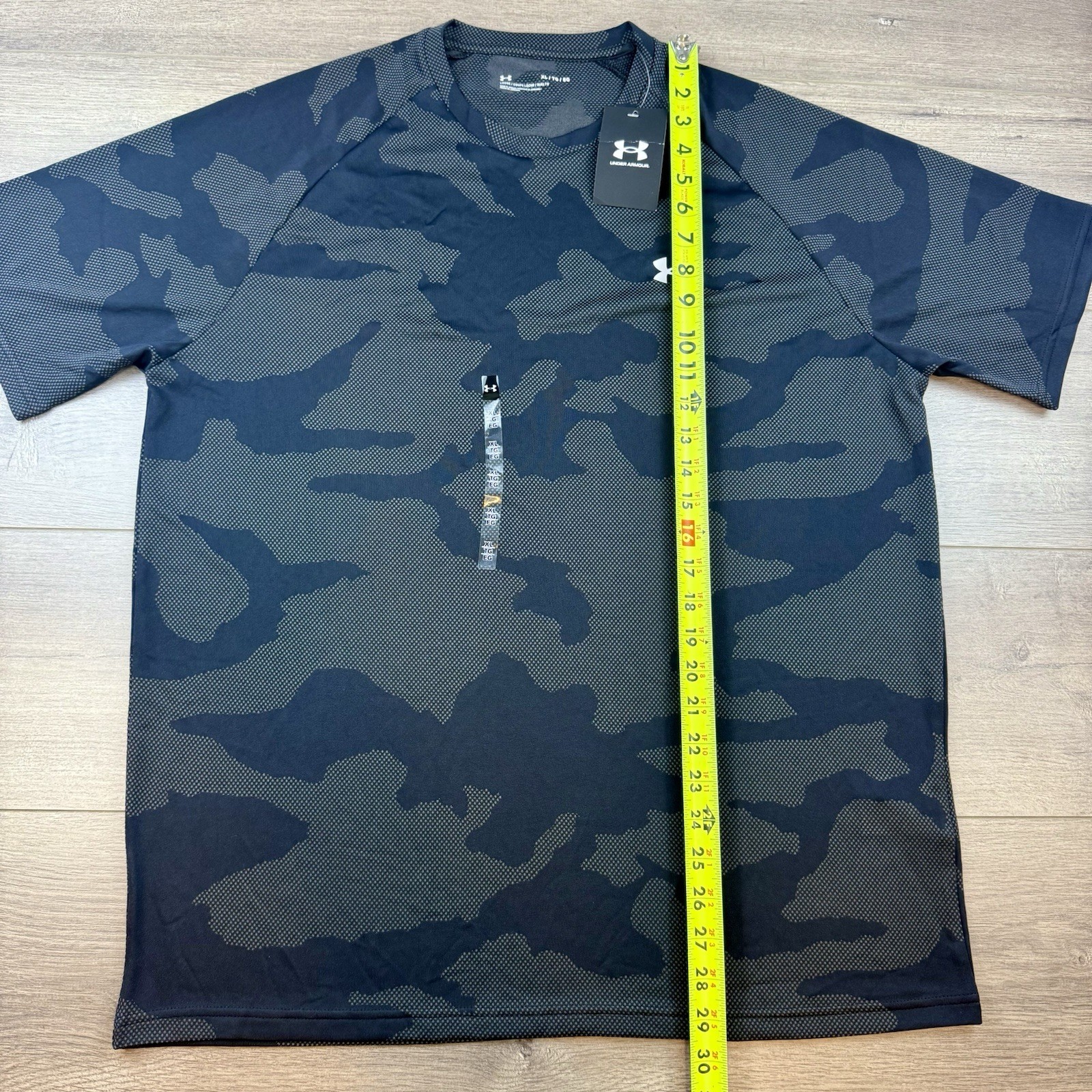 NWT Under Armour UA Velocity Jacquard Short Sleeve Shirt Men XL Black Camo Loose thumbnail 13