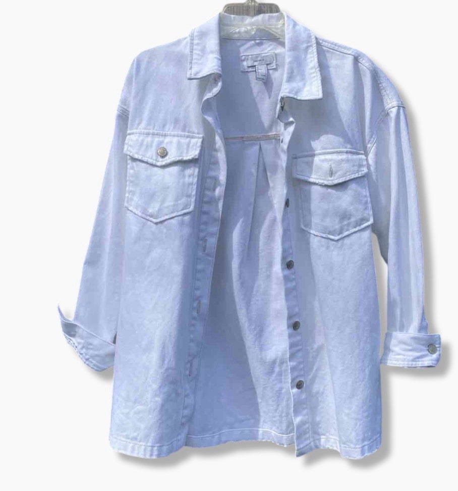 🤍 Forever 21 Small / Medium White Denim Jacket 🤍