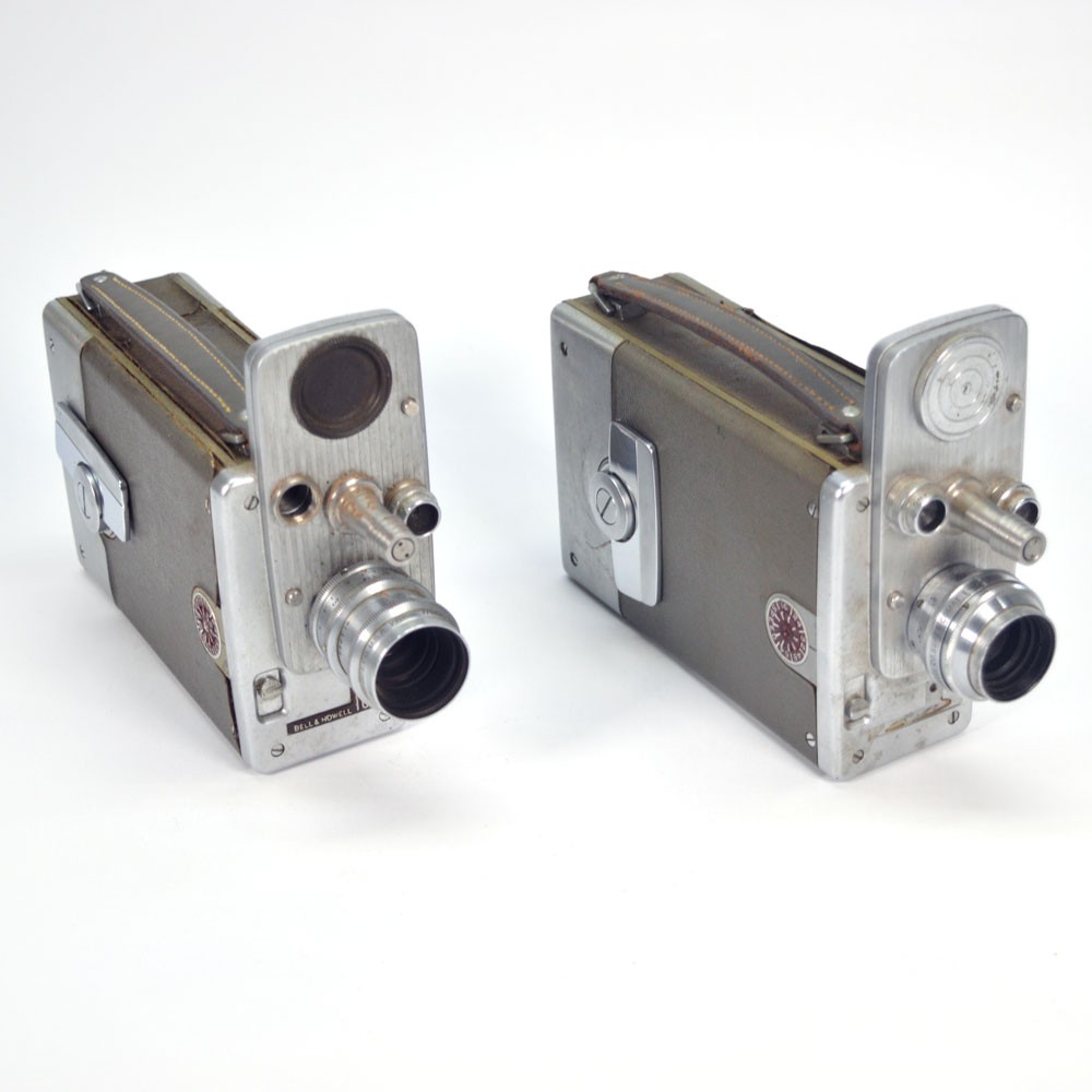 Lot of 2) Bell & Howell Magazine Camera 200 Vintage 16MM w/ (2