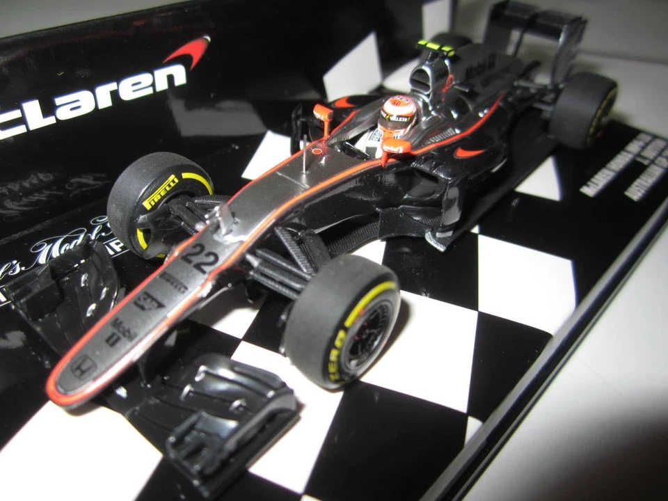 PMA Minichamps 1/43 McLaren MP4-30 2015 Australian GP #22 Jenson Button - Bild 2 von 4